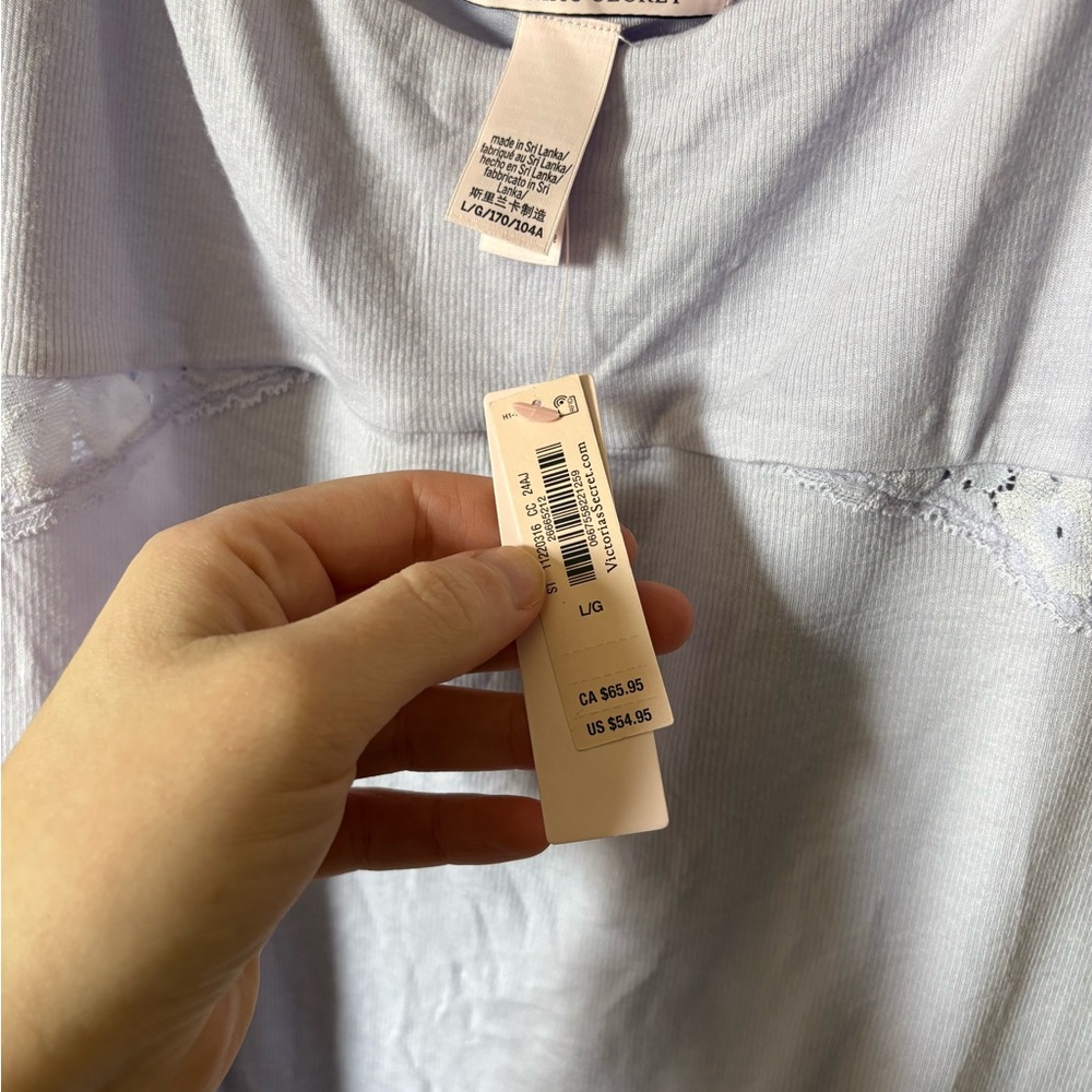 Elegant Lavender Slip nightie vs - Picture 3 of 4